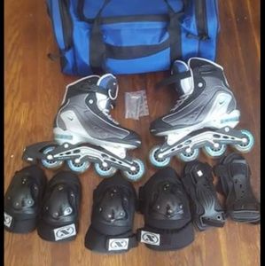 Women's roller blades worn ONCE! With all pads